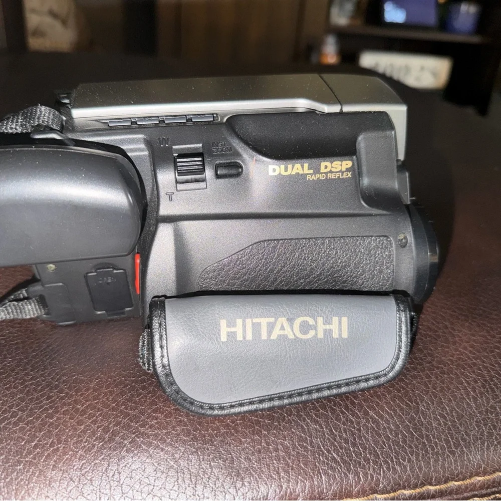 Hitachi Silver and Black 8mm Video Camcorder - Compact Handheld Recorder